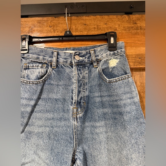 PAC SUN 2 Pairs Jeans - Size 26 - Faded‎ Black Mom & High Rise Straight Jeans - Picture 8 of 12